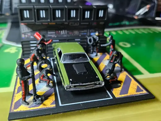 1:64 Scale One Car Garage with Tool Box Wall