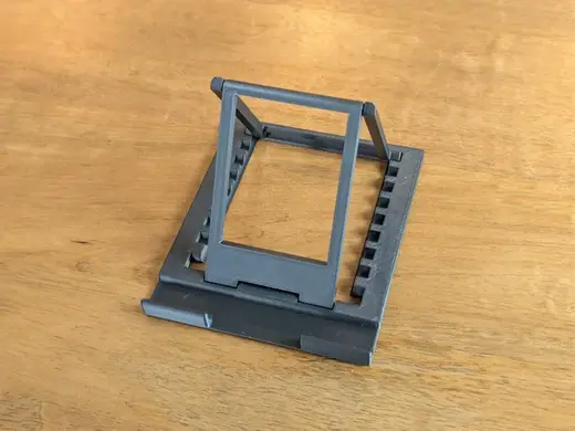 Foldable tablet stand (print in place)