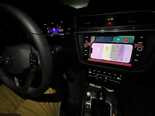 2024 Volkswagen Tiguan Phone Mount Holder