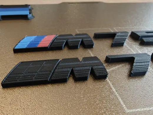 BMW M7 Emblem