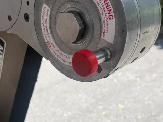 CL Peewee Dolly Tilt Lock Knob Cover RED