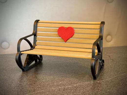 Eternal Love Garden Bench Smartphone Stand