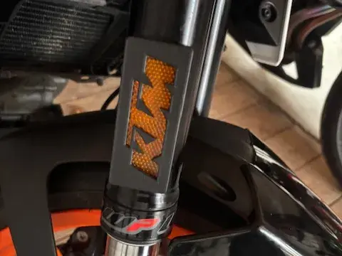 KTM Duke 125 / 390 WP43 Reflektorabdeckungen