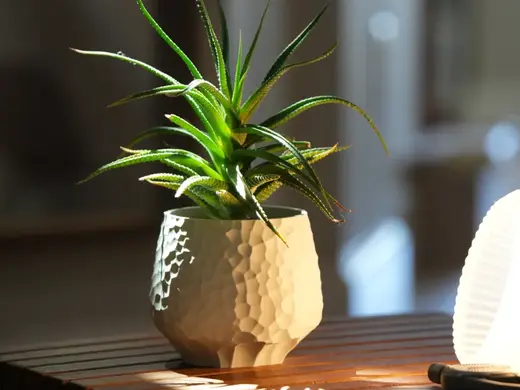 Parametric faceted planter-metal wave series 03
