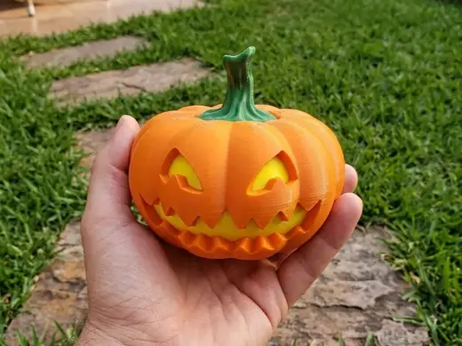 Cabeza gitaroria de una calabaza de halloween
