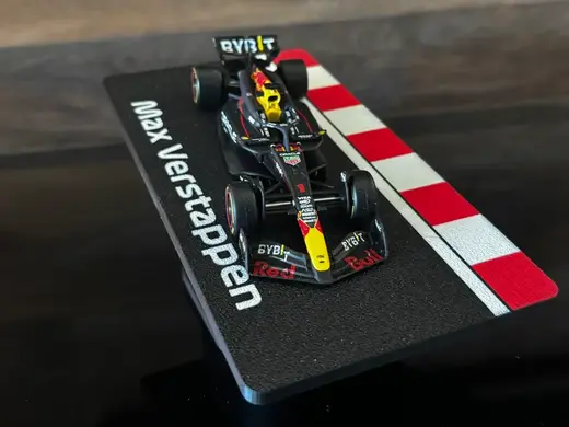 Max Verstappen 1:43 Stand (and other Drivers)
