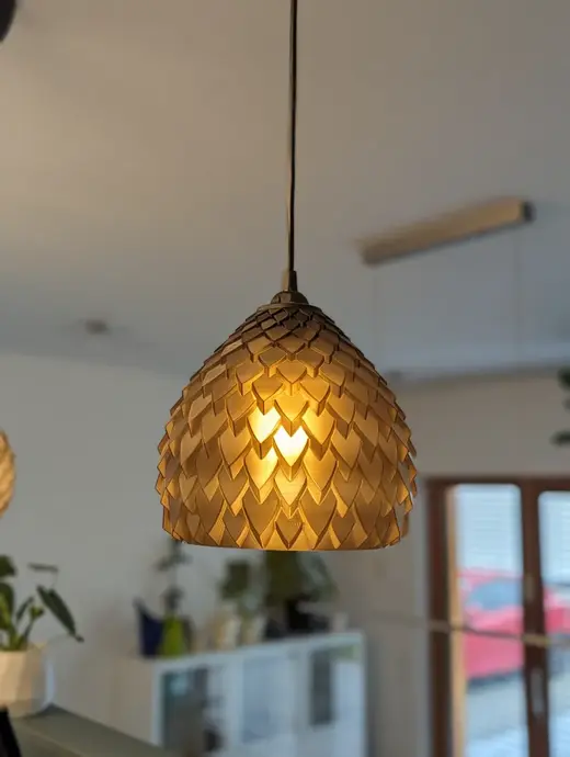 Dragon Scales Pendant Lamp - Vase Mode - down flow