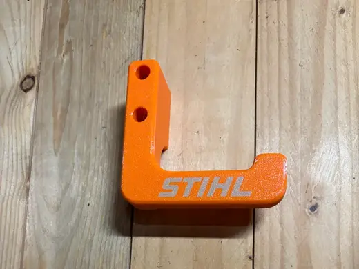 Chainsaw hanger - no supports - fast print