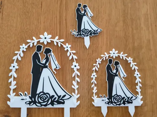 Elegant Wedding Cake Topper Set – 3 Pieces