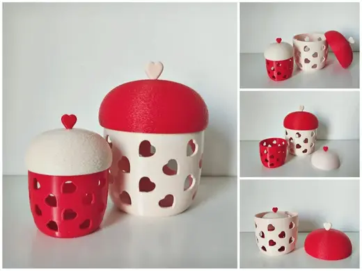 Multifunctional Bowl with Heart Details