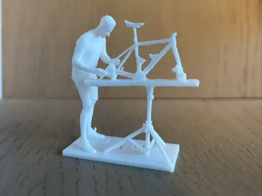 Miniature bike mechanic 1/32