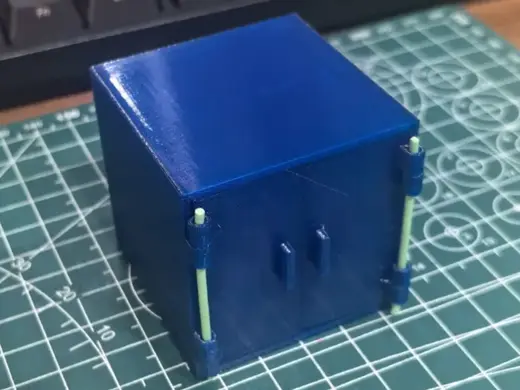 柜子(柜门可活动)