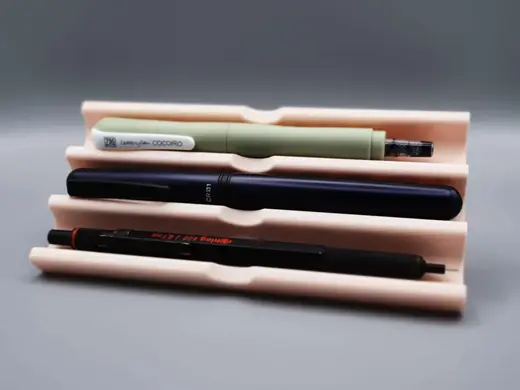 Minimalist 3-Pen Display Stand
