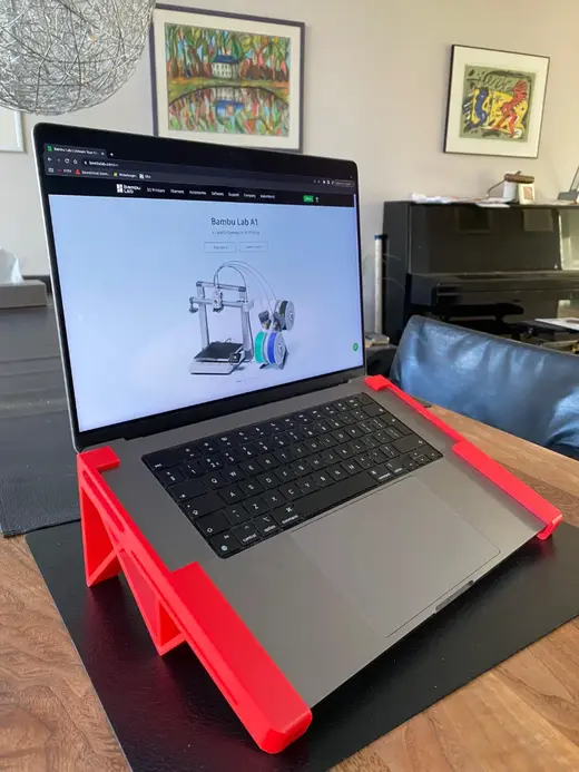 16" MacBook Pro Stand 2021