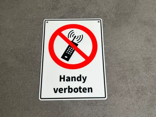 Verbotsschild "Handy verboten"