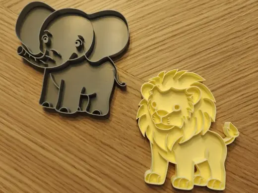 Elephant and Lion Sensory Play