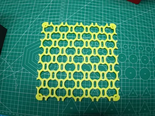 IKEA Skadis pegboard宜家洞洞板,镂空版兼顾省料与强度