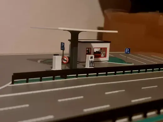 Maßstab 1:64 Autobahn + Parkplatz + Industrie