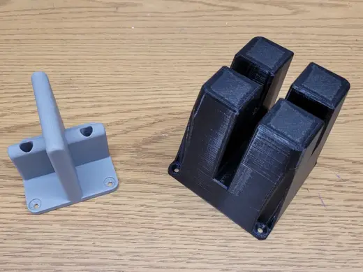 Parallel clamp support block flat wall mount