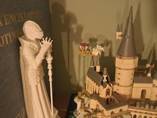 Harry Potter Chess Set Bookend
