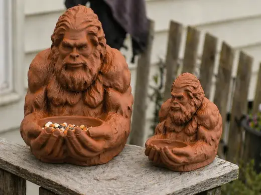 Bigfoot Bird Feeder and Bowl