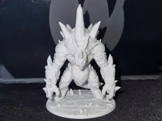 Crystalline Breacher D&D Miniature (60mm)