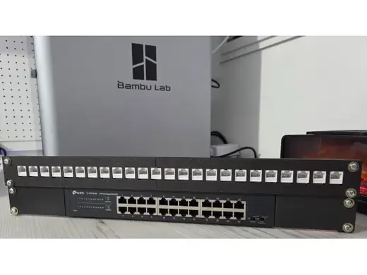 2U Rails with 19in Punch-down Keystone Patch Panel